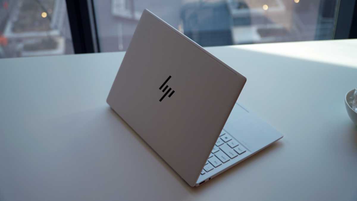 HP OmniBook 7 Aero